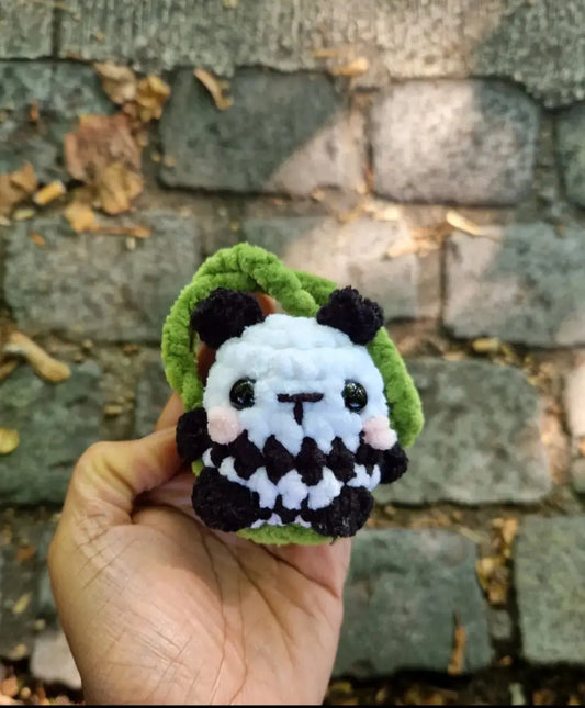 Décoration de rétroviseur - Panda sur sa balançoire Candy & Stitch