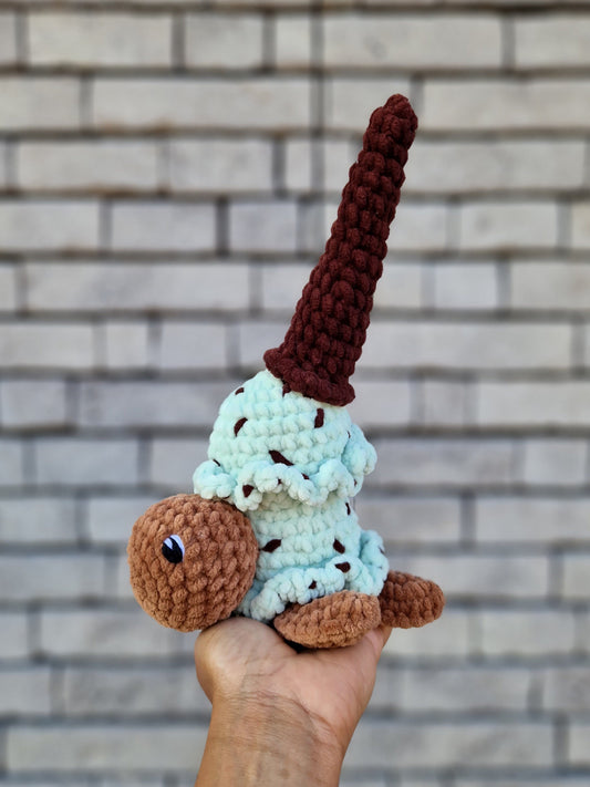 Tortue crochet amigurumi cornet de glace menthe chocolat - Candy & Stitch 