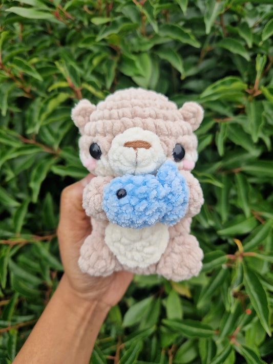 Loutre avec petit poisson bleu - Candy & Stitch